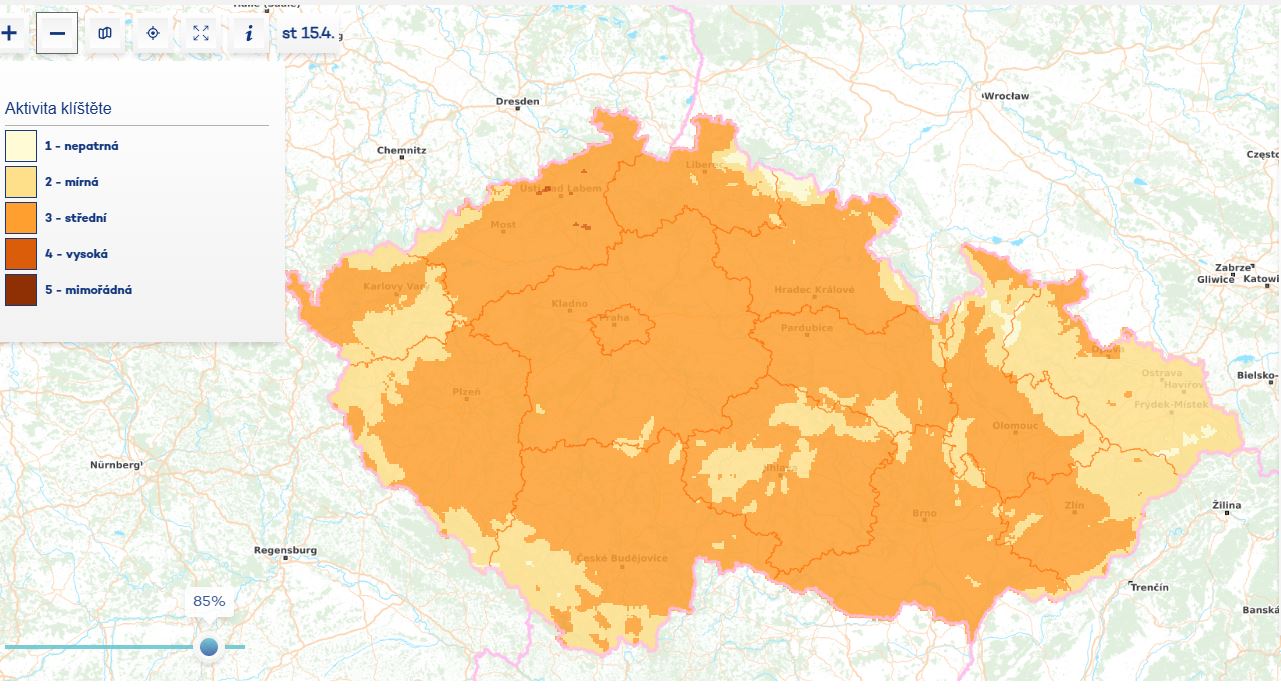 Aktivita klíštěte ve středu bude většinou střední, na Ostravsku a ve vyšších polohách mírná.