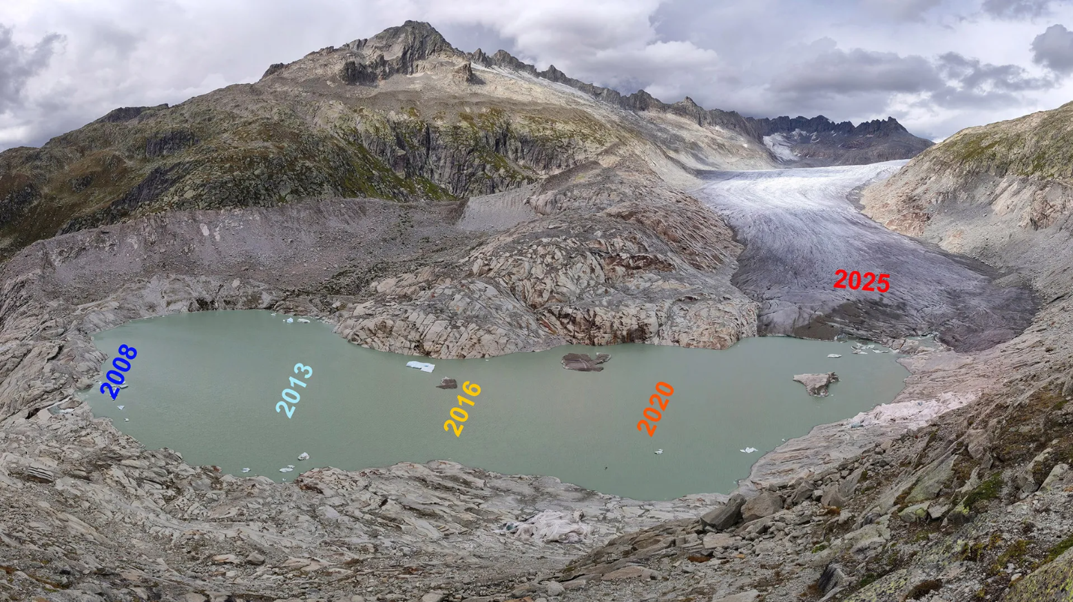 Obr. 1: Jezero před ledovcem Rhôny v kantonu Valais ve Švýcarsku se v důsledku ústupu ledovců rychle rozrůstá. Zdroj: Science daily