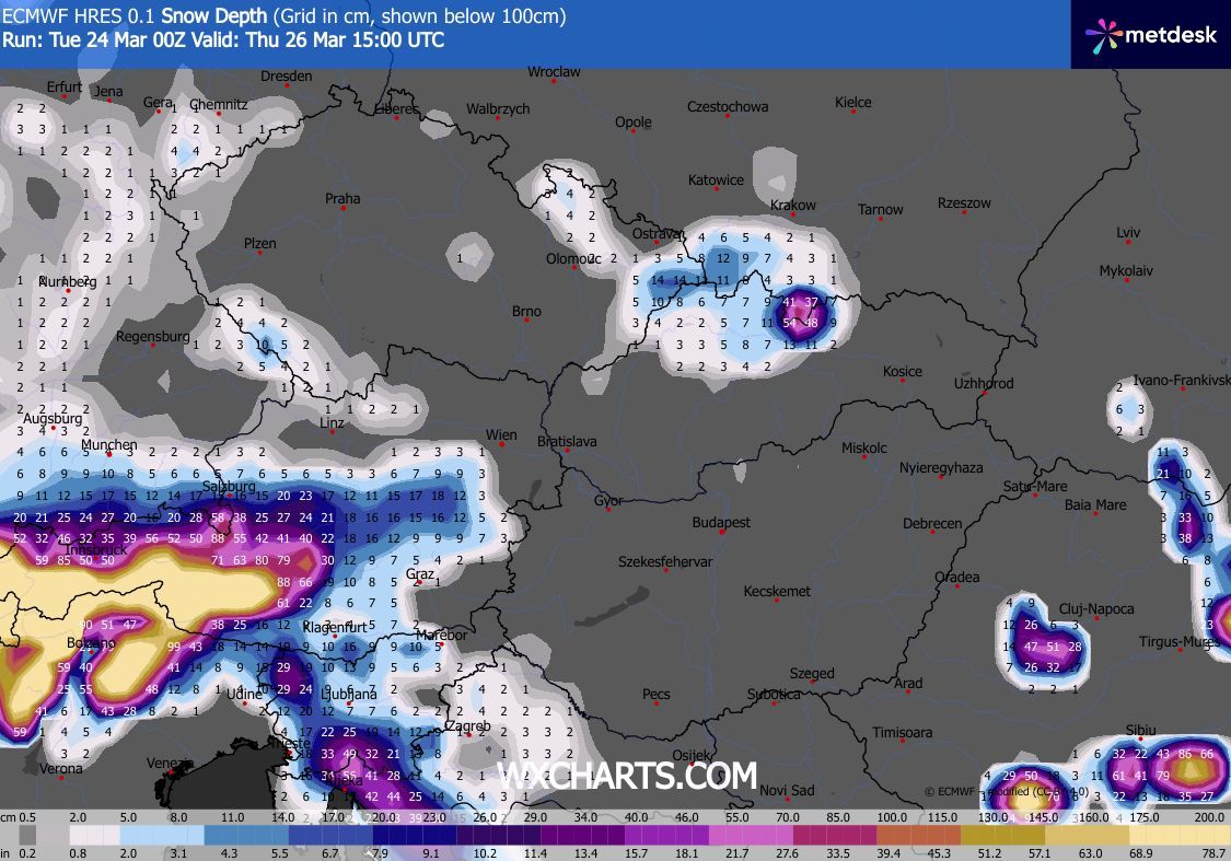 Obr. 3: Předpověď výšky sněhoví pokrývky ve čtvrtek v odpoledne. WXcharts.com