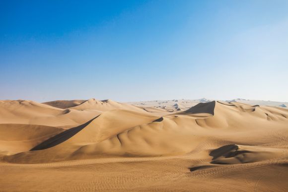 Do Ameriky míří obří oblak saharského prachu