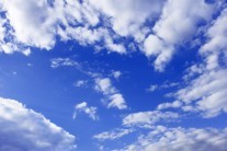 Nový týden začne deštěm a bouřkami. Pak se vrátí klidnější počasí, teploty dosáhnou 27 °C