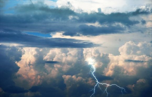 První červnový týden přinese stejně jako víkend časté přeháňky a bouřky, víme kde nejvíce